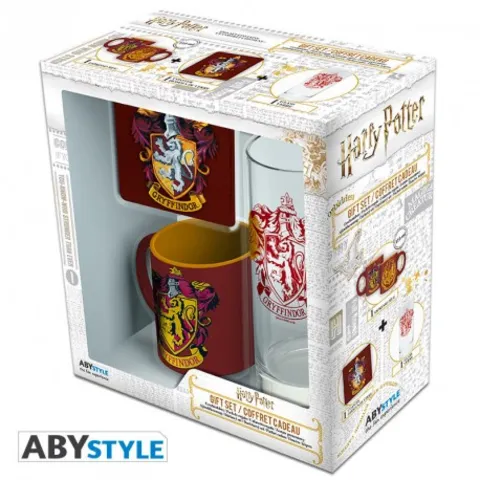 Coffret Gryffondor composé d’un verre, d’un sous-verre et d’un mini-mug, parfait pour célébrer sa maison préférée avec style. Un cadeau idéal pour tout fan de Harry Potter !